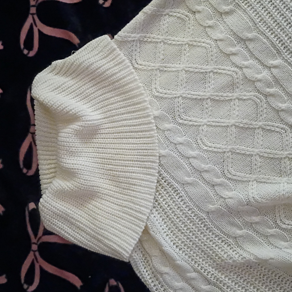 Hannah Cream Cable Knit Pullover Poncho Style Top Size L/XL EUC - Picture 4 of 6